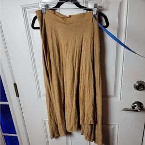 Hi low hem skirt